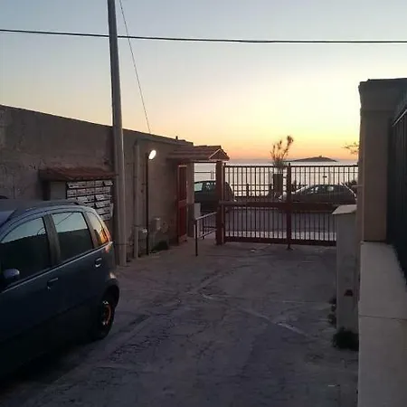 Casa Vacanza -lungomare Barcarello- Affitti Brevi Apartment *