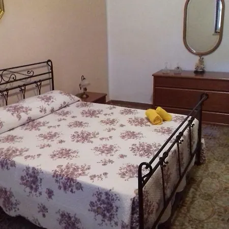 Casa Vacanza -lungomare Barcarello- Affitti Brevi Apartment *